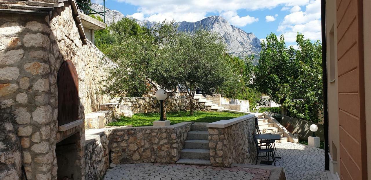Apartments Karlo Baška Voda Exterior foto